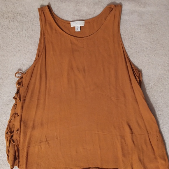 Forever 21+ - Orange Top - Picture 1 of 2